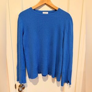 Beautiful Bianco & Blu Italian Merino Wool Cashmere blend crewneck Sweater